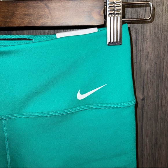 Nike Biker Shorts - Picture 3 of 6